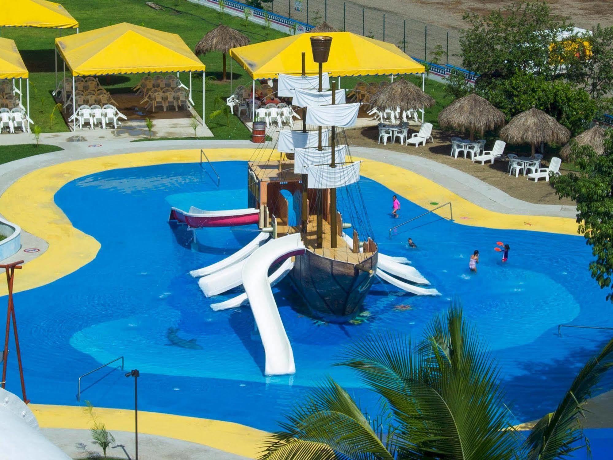 Splash Inn Nuevo Vallarta & Parque Acuatico Ngoại thất bức ảnh