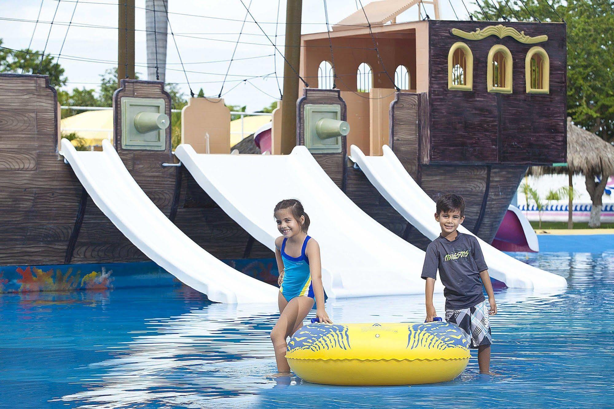 Splash Inn Nuevo Vallarta & Parque Acuatico Ngoại thất bức ảnh